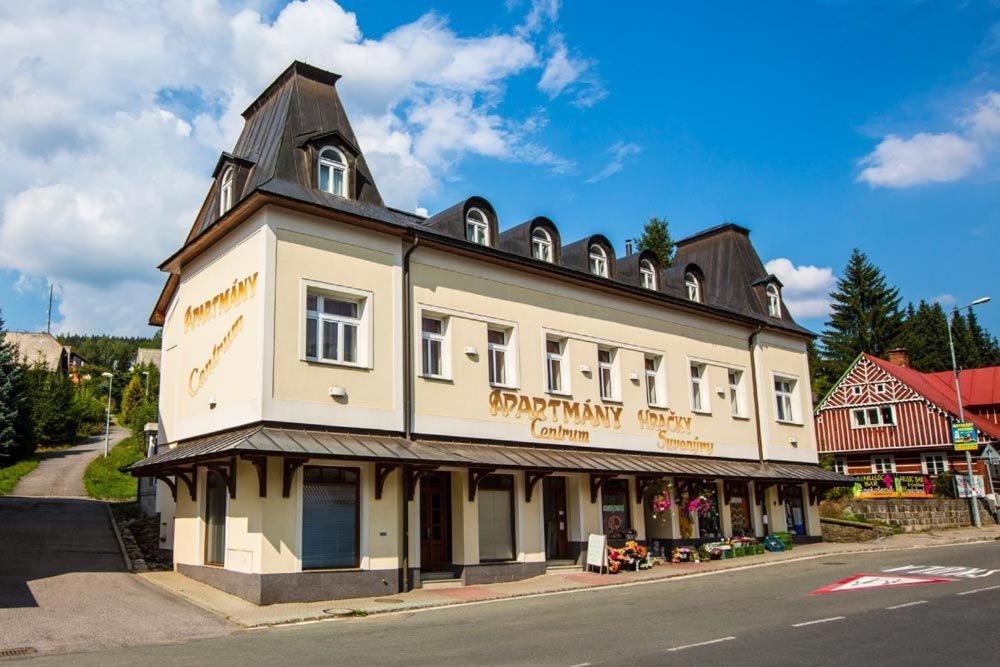 Apartmany Centrum With Garage Рокицани Экстерьер фото