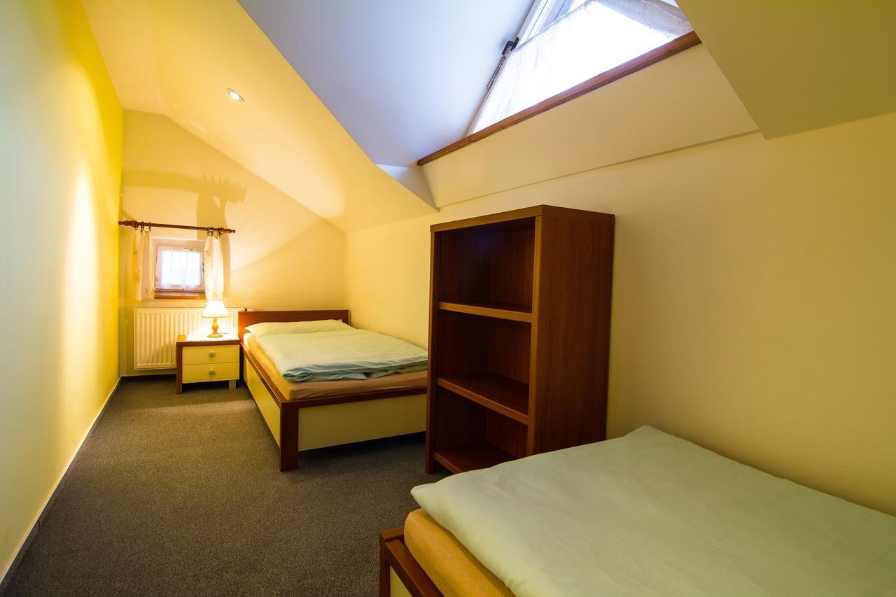 Apartmany Centrum With Garage Рокицани Экстерьер фото